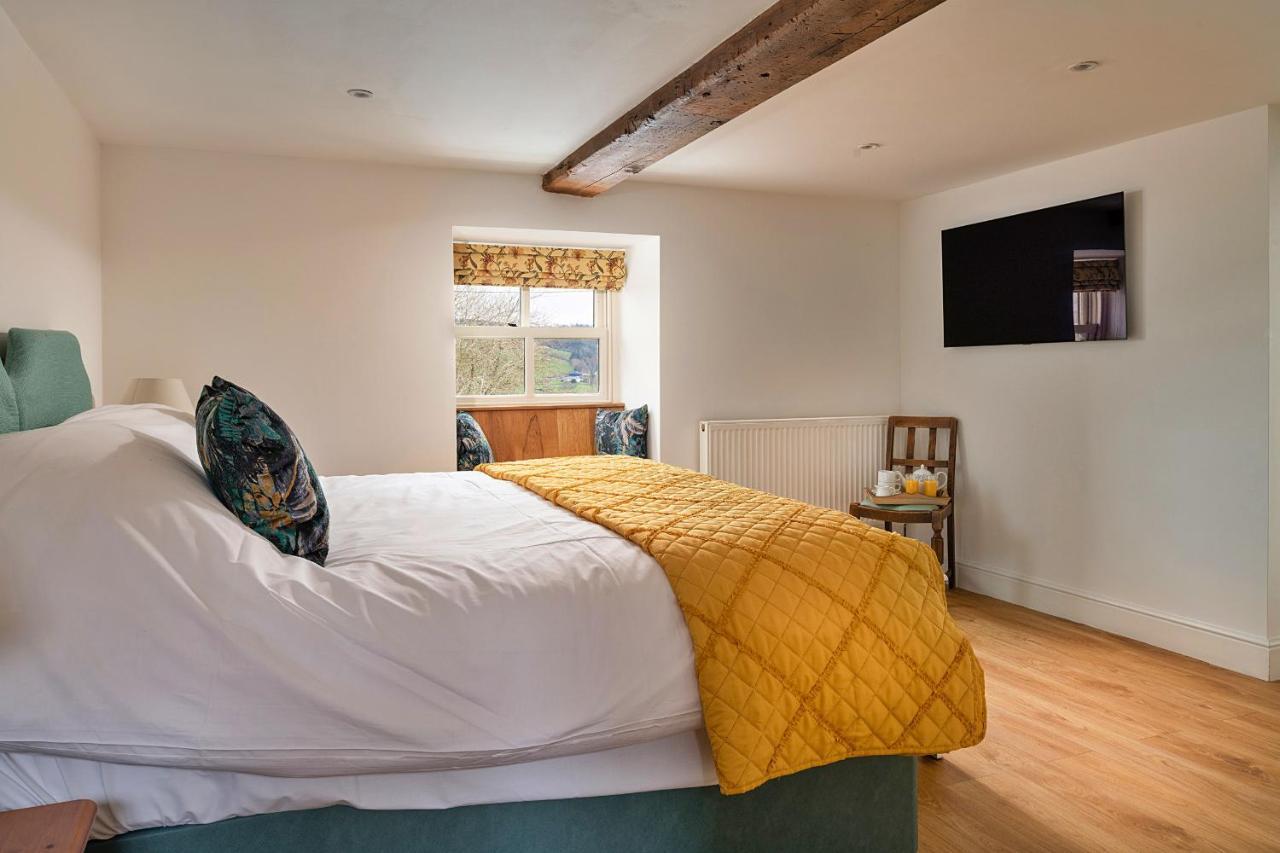 Finest Retreats - Moelis Granary - Luxury Cottage With Hot Tub Llandrillo 外观 照片